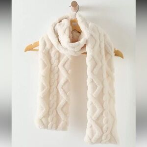 Super Soft Jacquard Print Flannel Scarf NEW 🏷️